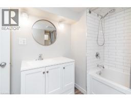 9 SENATOR Avenue - 40
