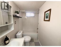 238 LAURIER Avenue - 17