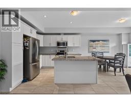 98 SHOREVIEW Place UnitNo. 27 - 7