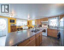 1045 BAY Street - 8