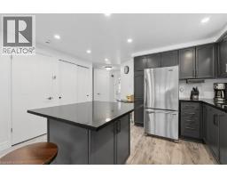 256 TAIT Crescent - 13