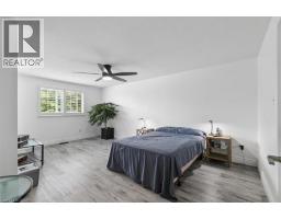 256 TAIT Crescent - 23