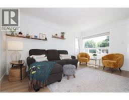 784 ELIZABETH Street - 10
