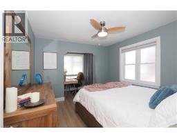 784 ELIZABETH Street - 20