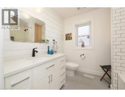 784 ELIZABETH Street - 24