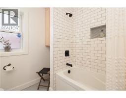 784 ELIZABETH Street - 26
