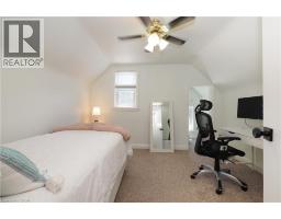 784 ELIZABETH Street - 31