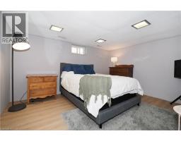 784 ELIZABETH Street - 36