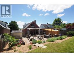 784 ELIZABETH Street - 38