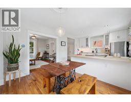 131 SURREY Street E - 12