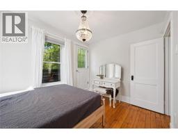 131 SURREY Street E - 24