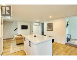 4 ELIZABETH Street - 13