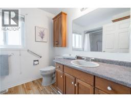 339 MAIN Street W - 25
