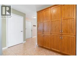 339 MAIN Street W - 27