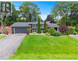 8 BENDAMERE Drive - 1