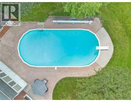 20 CORWIN Boulevard - 28