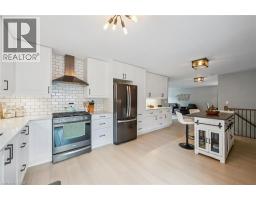7 FERN Place - 11