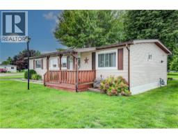 63 FAIRVIEW Crescent - 2