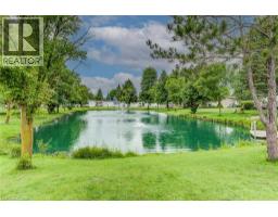 63 FAIRVIEW Crescent - 24