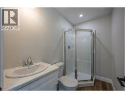 71 HUNTER Drive S - 13