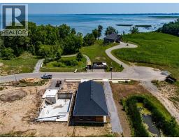 71 HUNTER Drive S - 22