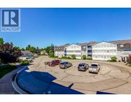 500 SILVERBIRCH Boulevard UnitNo. 203 - 35