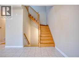 25 HARTLAND Road - 14