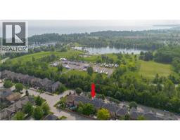25 HARTLAND Road - 36