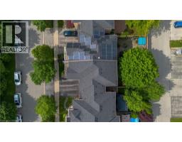 25 HARTLAND Road - 39