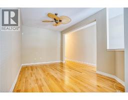 25 HARTLAND Road - 6