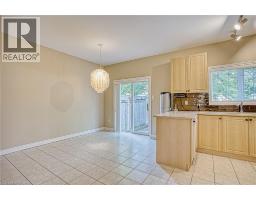 25 HARTLAND Road - 9