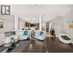 8165 TWENTY Road E - 16