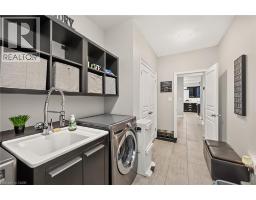 8165 TWENTY Road E - 27