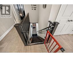 8165 TWENTY Road E - 28
