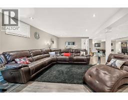 8165 TWENTY Road E - 32
