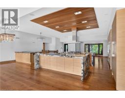 90 OAKLANDS PARK Court - 11