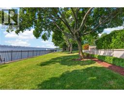 90 OAKLANDS PARK Court - 40
