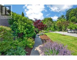 90 OAKLANDS PARK Court - 42