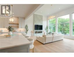 90 MARGARET Avenue N UnitNo. A - 20