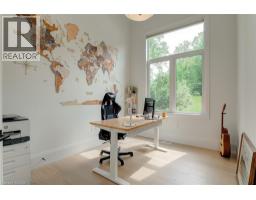 90 MARGARET Avenue N UnitNo. A - 9