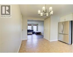22 BLACKHORNE Crescent - 10