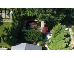 13 KELLY Avenue - 39