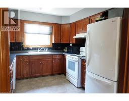 13 KELLY Avenue - 8