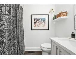 5347 JAMESON Crescent - 17