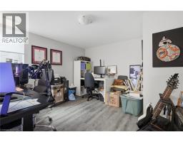 9 BISHOPSGATE Avenue - 32