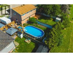 29 HOPEWELL Crescent - 46