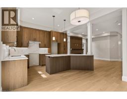 279 HESS Street S - 18