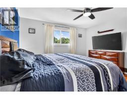 234 THUNDERBIRD Drive - 13