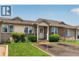 24 KENYON Crescent UnitNo. 44 - 1