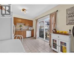 24 KENYON Crescent UnitNo. 44 - 18